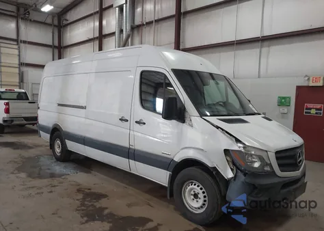 2014 Mercedes-Benz Sprinter 2500 High Roof z USA, uszkodzony, nr VIN WD3PE8DE8E5901139